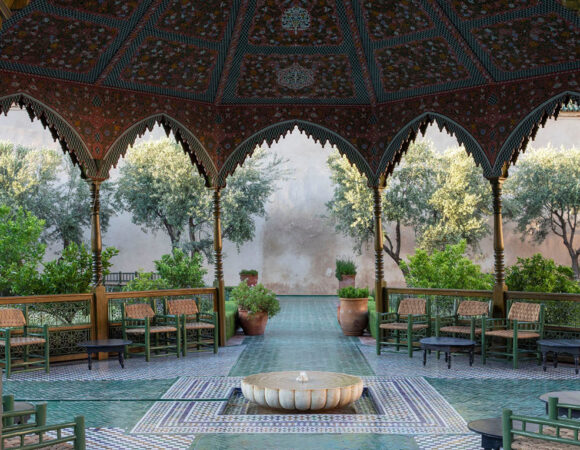 Discover Marrakech’s Gardens and Palaces – A Tour of Royal Beauty and Tranquility
